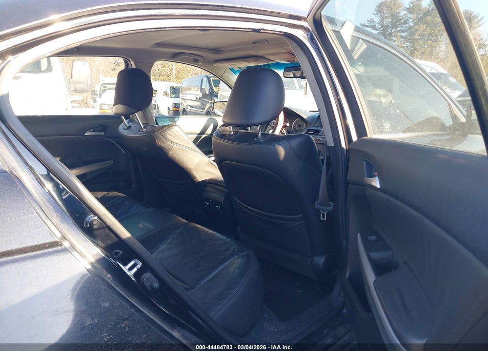 2008 HONDA ACCORD 2.4 EX-L VIN: JHMCP26888C055970