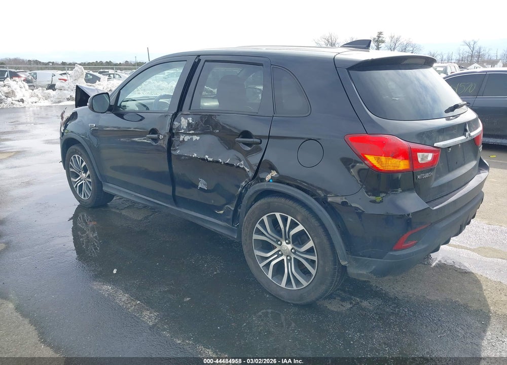 2018 MITSUBISHI OUTLANDER SPORT 2.0 ES VIN: JA4AP3AU7JU017515