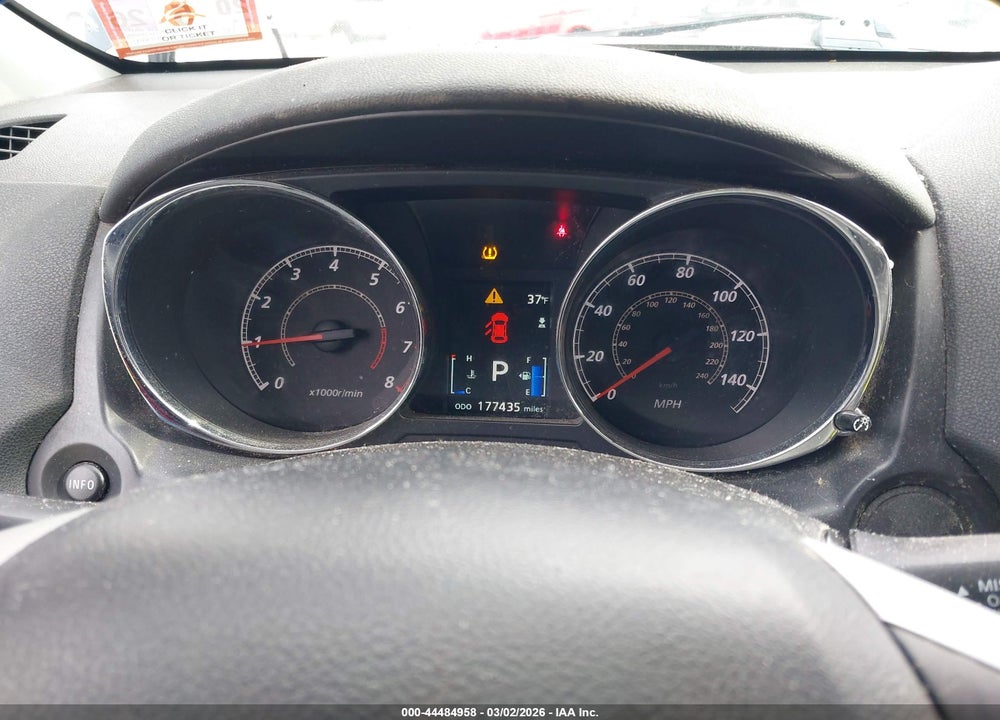 2018 MITSUBISHI OUTLANDER SPORT 2.0 ES VIN: JA4AP3AU7JU017515