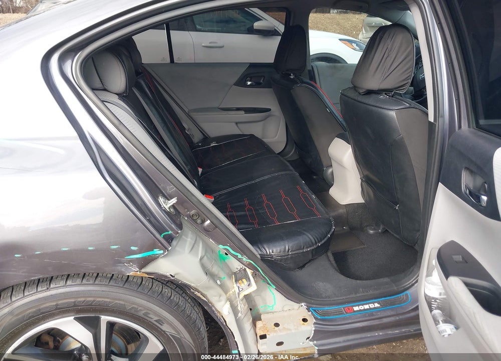 2017 HONDA ACCORD LX VIN: 1HGCR2F37HA300710