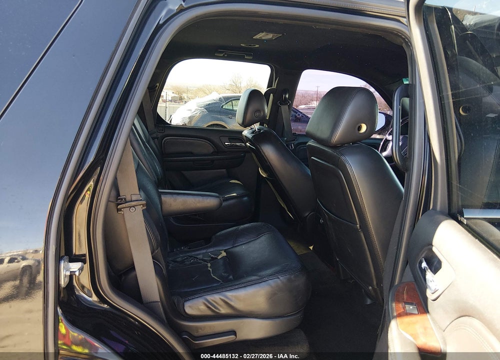2007 CADILLAC ESCALADE STANDARD VIN: 1GYFK63827R323278