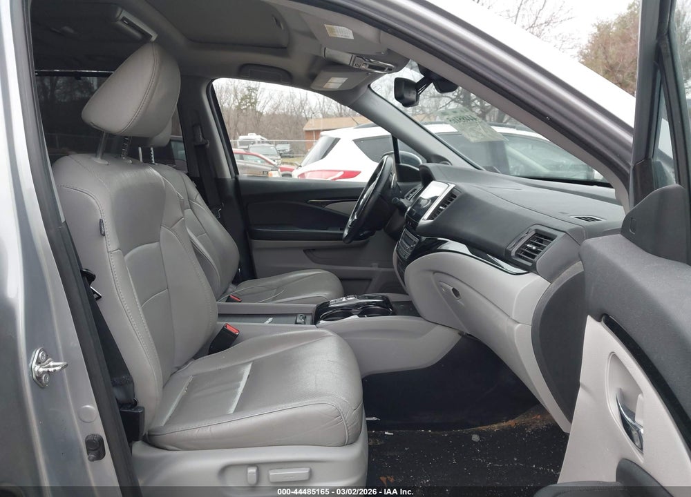 2017 HONDA PILOT ELITE VIN: 5FNYF6H08HB094456