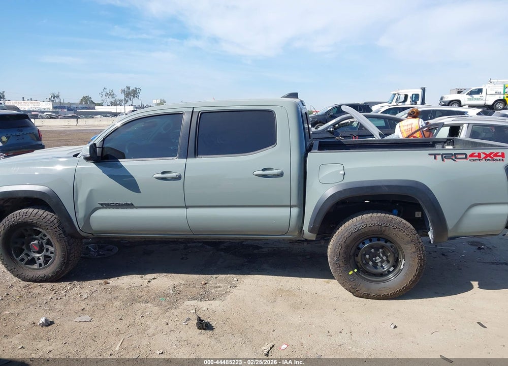 2022 TOYOTA TACOMA TRD OFF ROAD VIN: 3TMCZ5ANXNM463746