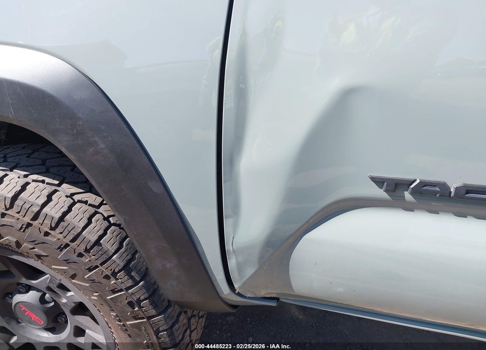 2022 TOYOTA TACOMA TRD OFF ROAD VIN: 3TMCZ5ANXNM463746