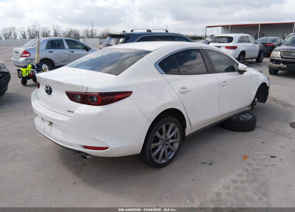 2022 MAZDA 3 PREFERRED VIN: JM1BPBCL4N1509421