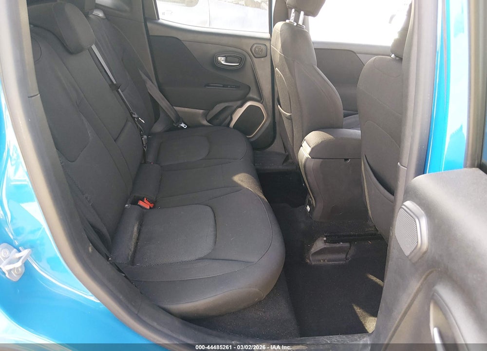 2015 JEEP RENEGADE LATITUDE VIN: ZACCJABT2FPB92435