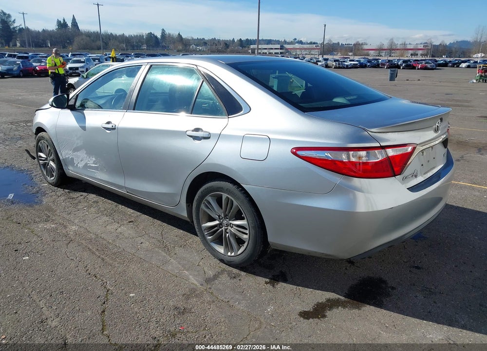 2016 TOYOTA CAMRY SE VIN: 4T1BF1FKXGU237566