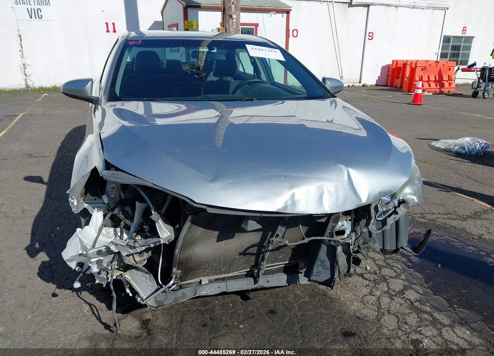 2016 TOYOTA CAMRY SE VIN: 4T1BF1FKXGU237566