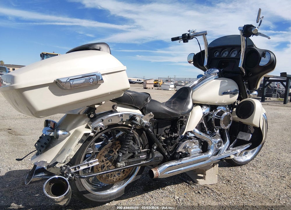2022 HARLEY-DAVIDSON FLHX VIN: 1HD1KBC25NB659967