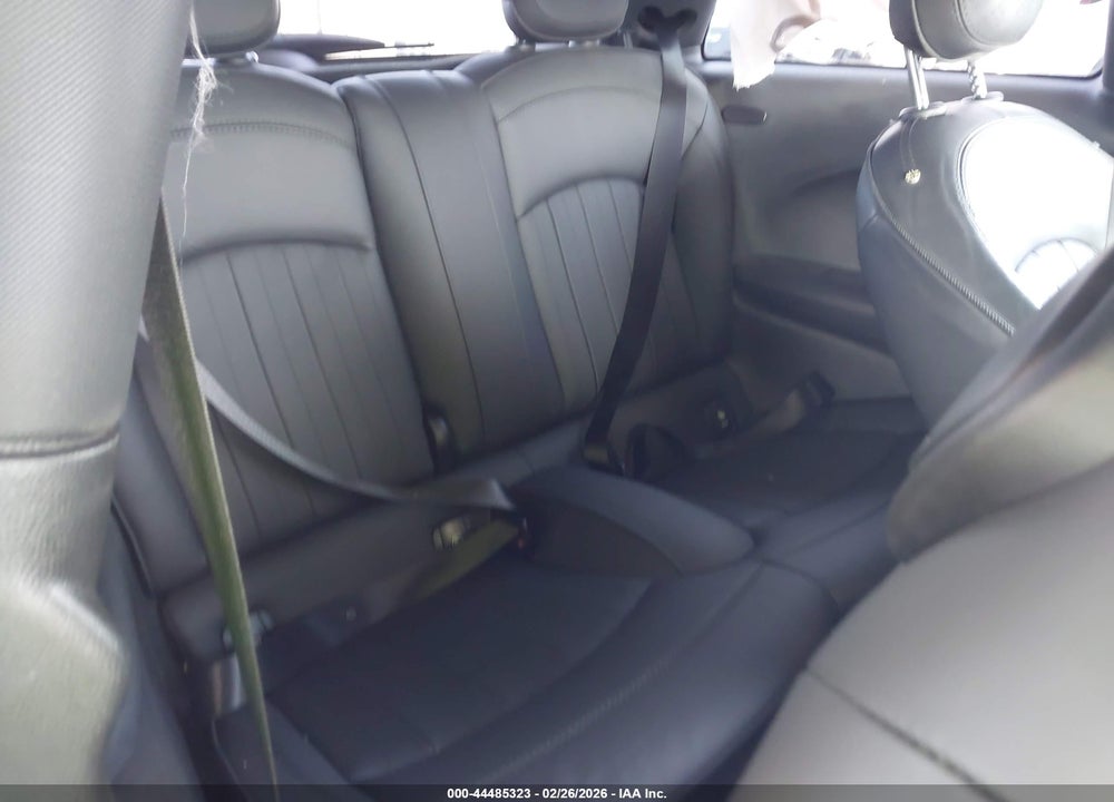 2023 MINI SE HARDTOP COOPER VIN: WMW13DJ08P2T73395