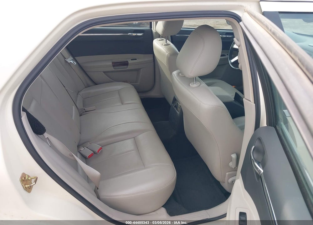 2005 CHRYSLER 300 TOURING VIN: 2C3JK53GX5H696751