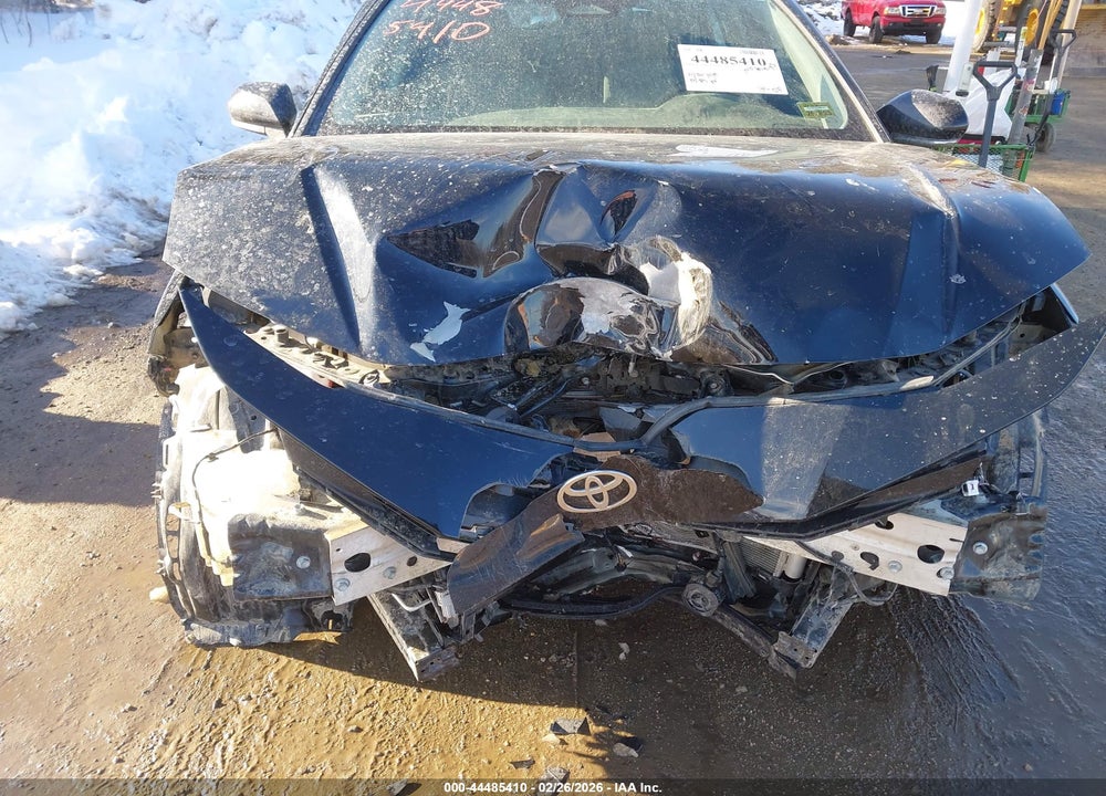 2025 TOYOTA CAMRY LE VIN: 4T1DBADK1SU500589