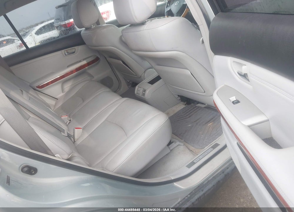 2005 LEXUS RX 330 VIN: 2T2GA31U15C041101