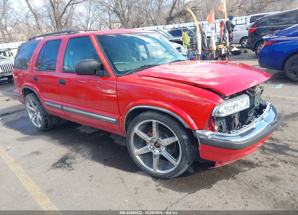 1999 CHEVROLET BLAZER LS VIN: 1GNDT13W8XK118382