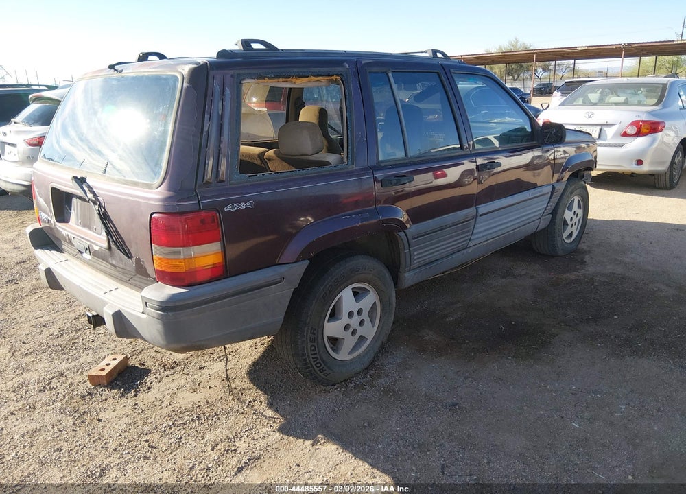 1994 JEEP GRAND CHEROKEE LAREDO VIN: 1J4GZ58S3RC122588