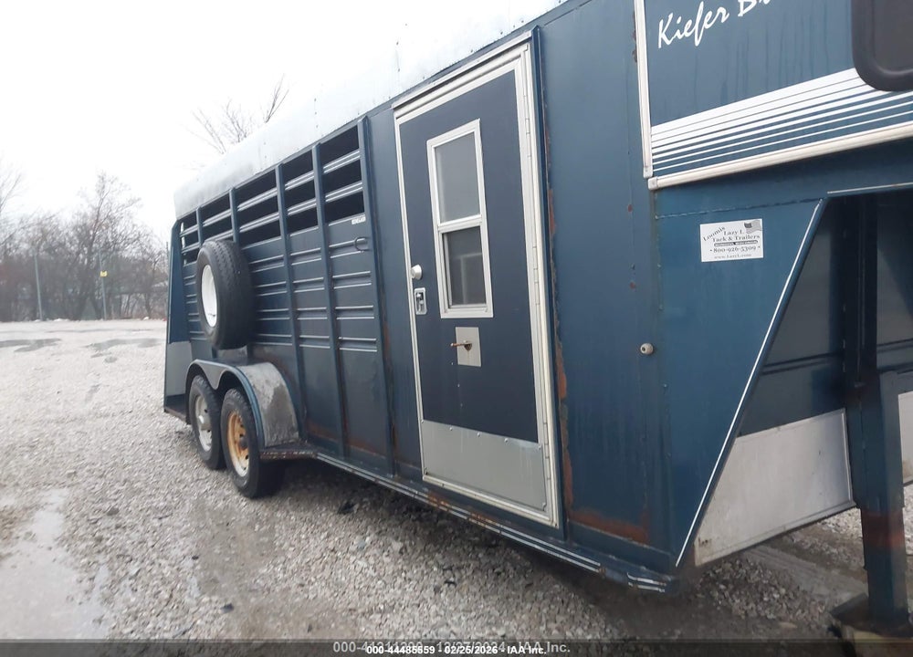 1995 KIEFER BUILT INC HORSE TRAILER VIN: 1DVHR1824SK031066