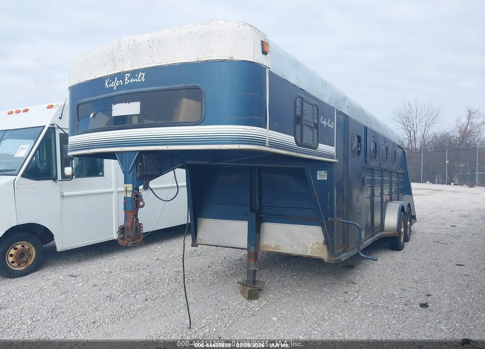 1995 KIEFER BUILT INC HORSE TRAILER VIN: 1DVHR1824SK031066