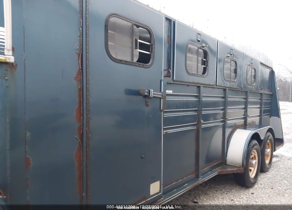 1995 KIEFER BUILT INC HORSE TRAILER VIN: 1DVHR1824SK031066