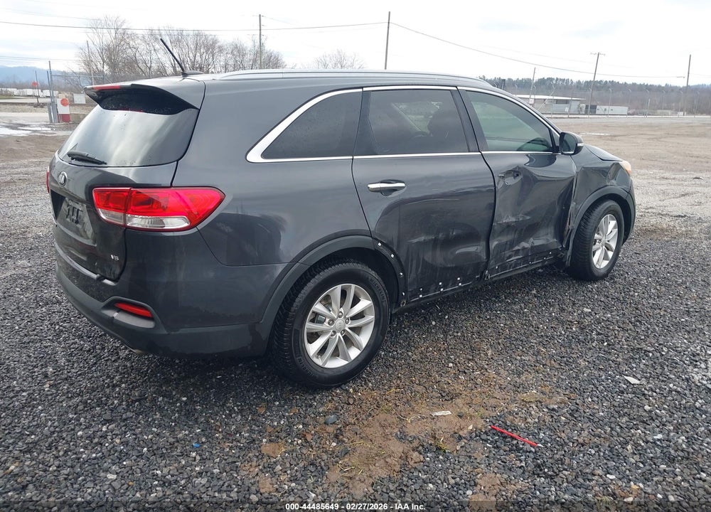 2017 KIA SORENTO 3.3L LX VIN: 5XYPG4A5XHG319150