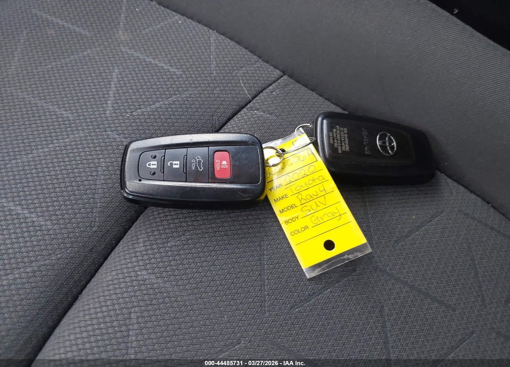 2020 TOYOTA RAV4 XLE VIN: 2T3P1RFV5LC069299