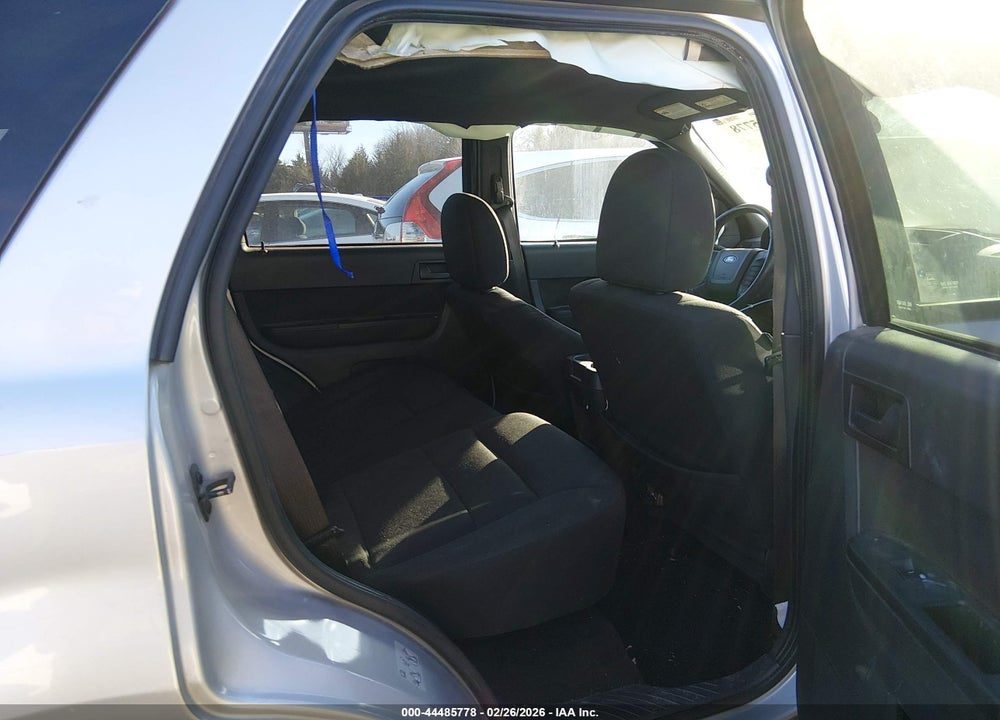 2010 FORD ESCAPE XLT VIN: 1FMCU9D78AKB95411