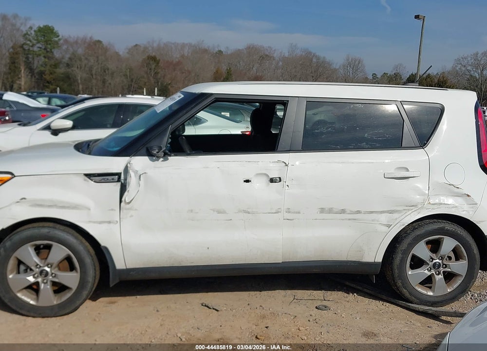 2019 KIA SOUL VIN: KNDJN2A27K7688588