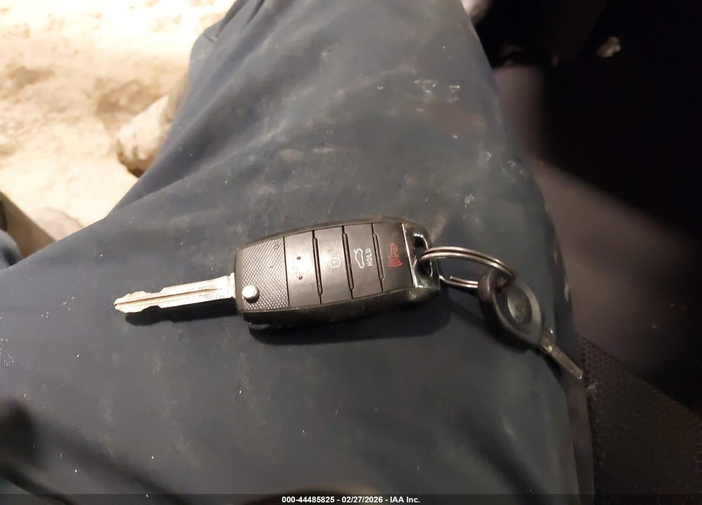 2018 KIA FORTE LX VIN: 3KPFK4A74JE193866