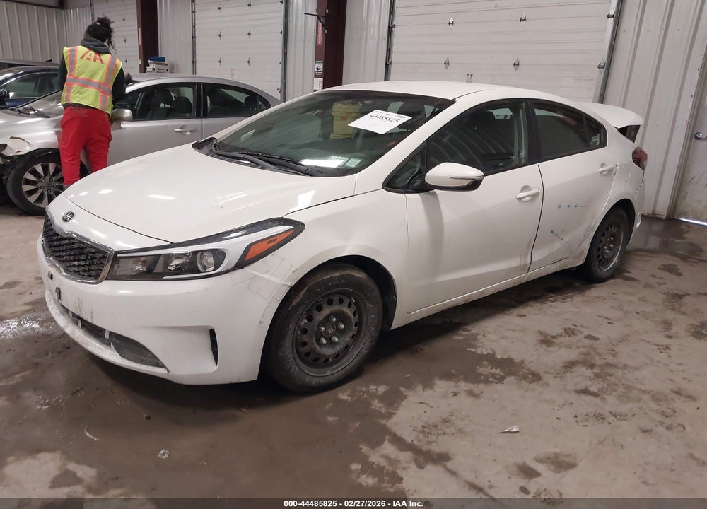 2018 KIA FORTE LX VIN: 3KPFK4A74JE193866
