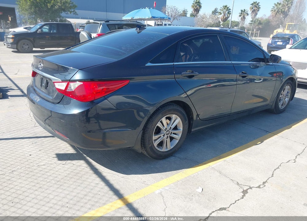2013 HYUNDAI SONATA GLS VIN: 5NPEB4AC0DH764780