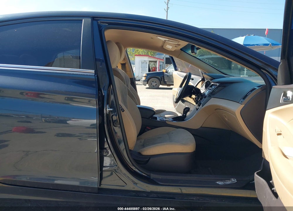 2013 HYUNDAI SONATA GLS VIN: 5NPEB4AC0DH764780