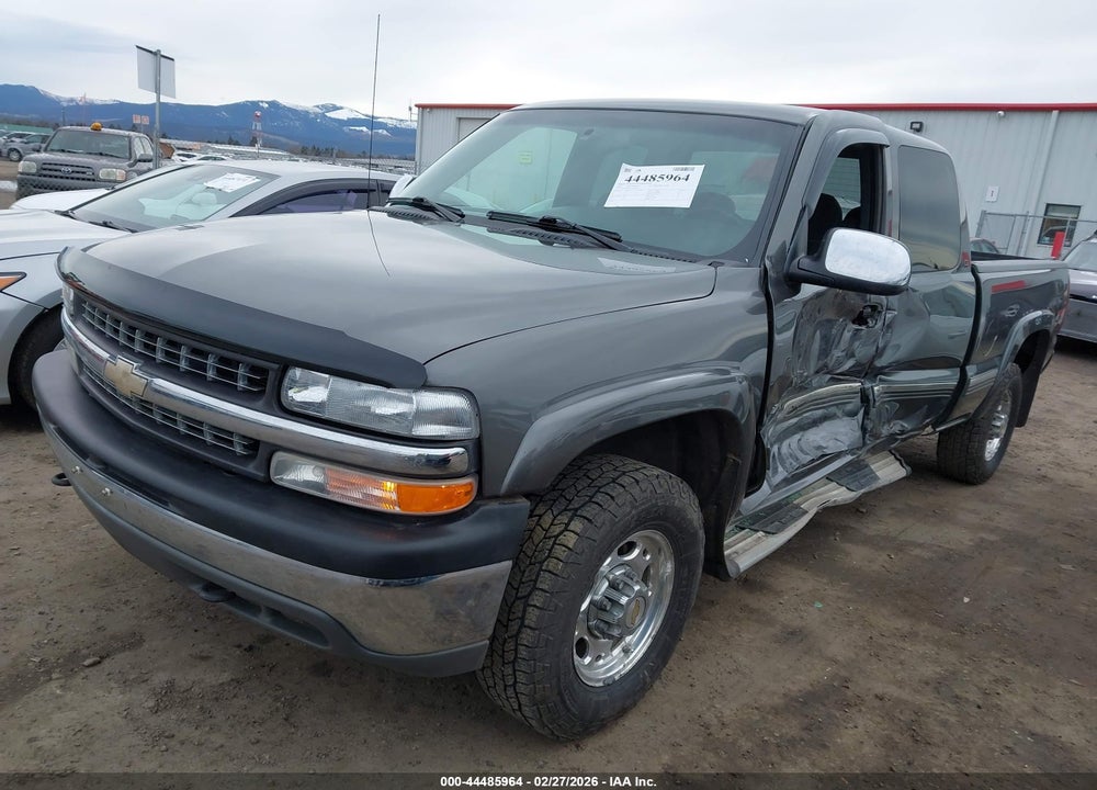 2000 CHEVROLET SILVERADO 2500 LS VIN: 1GCGK29U0YE260097