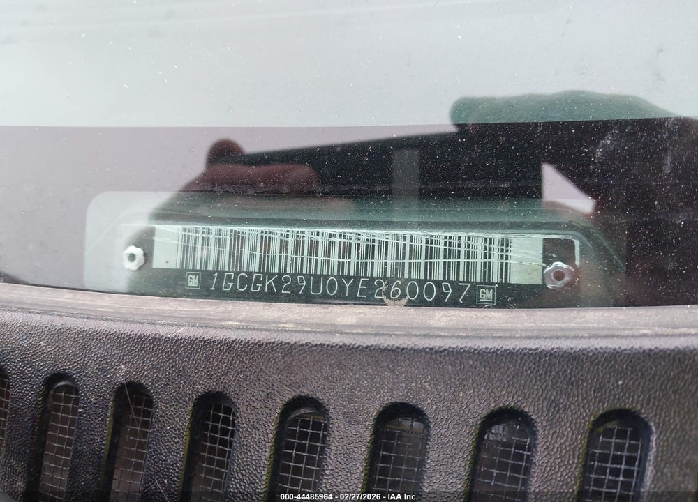 2000 CHEVROLET SILVERADO 2500 LS VIN: 1GCGK29U0YE260097