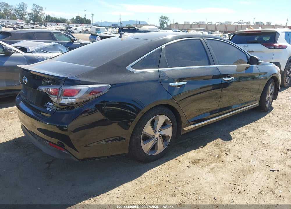 2017 HYUNDAI SONATA PLUG-IN HYBRID LIMITED VIN: KMHE54L23HA061016