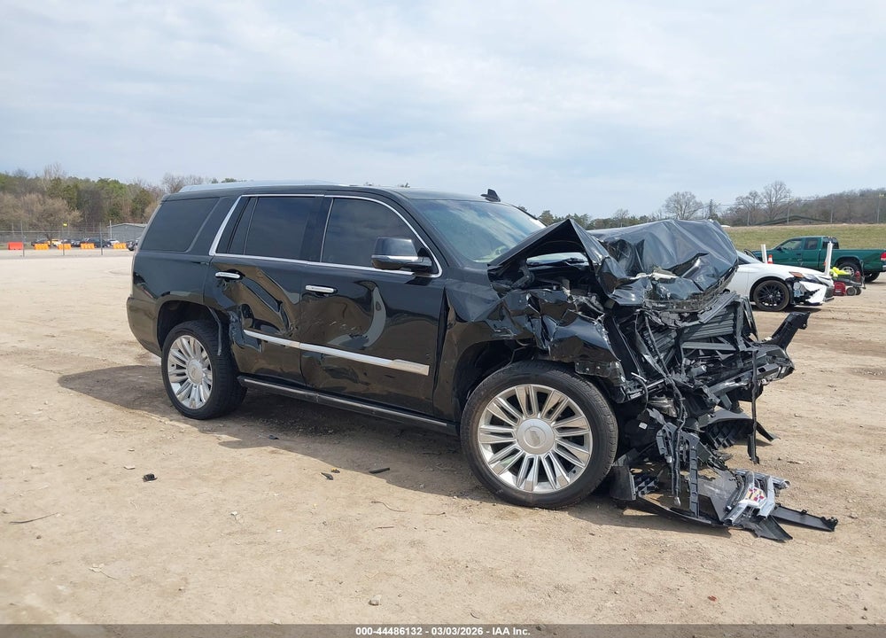 2018 CADILLAC ESCALADE PLATINUM VIN: 1GYS4DKJ0JR130913