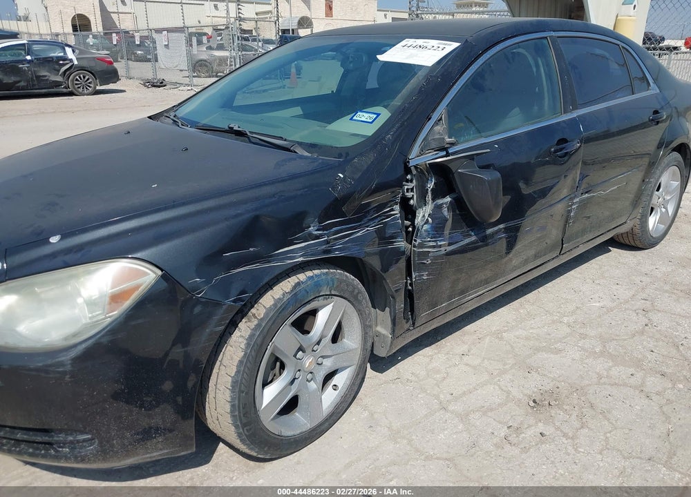 2011 CHEVROLET MALIBU LS VIN: 1G1ZB5E1XBF270135