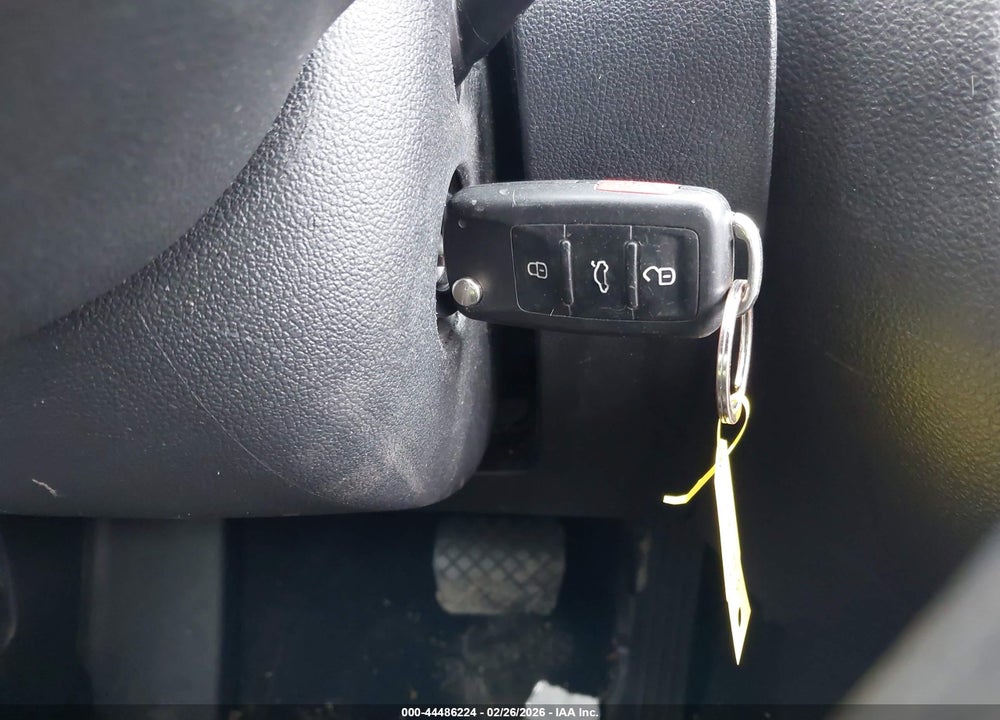 2015 VOLKSWAGEN JETTA 2.0L TDI S VIN: 3VWLA7AJ3FM210119
