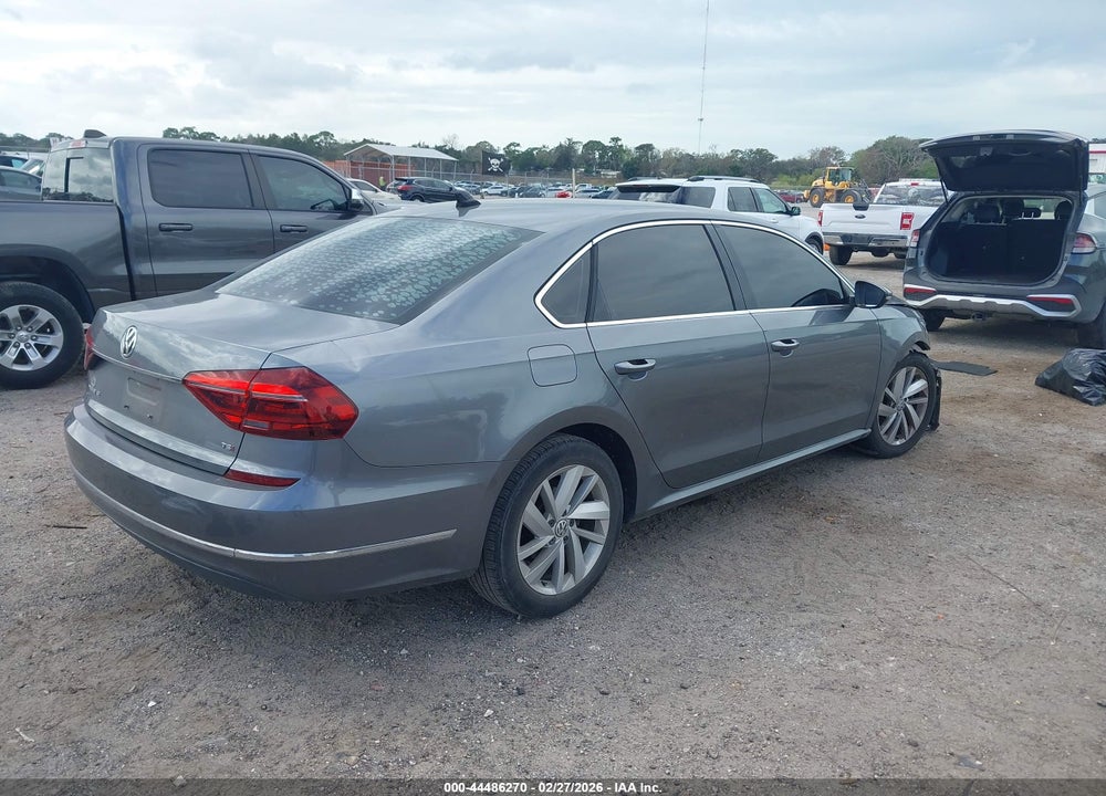 2018 VOLKSWAGEN PASSAT 2.0T SE VIN: 1VWBA7A36JC032391