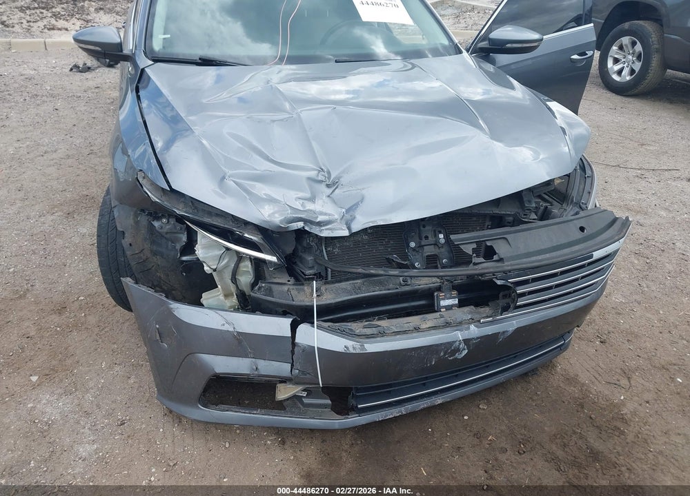 2018 VOLKSWAGEN PASSAT 2.0T SE VIN: 1VWBA7A36JC032391