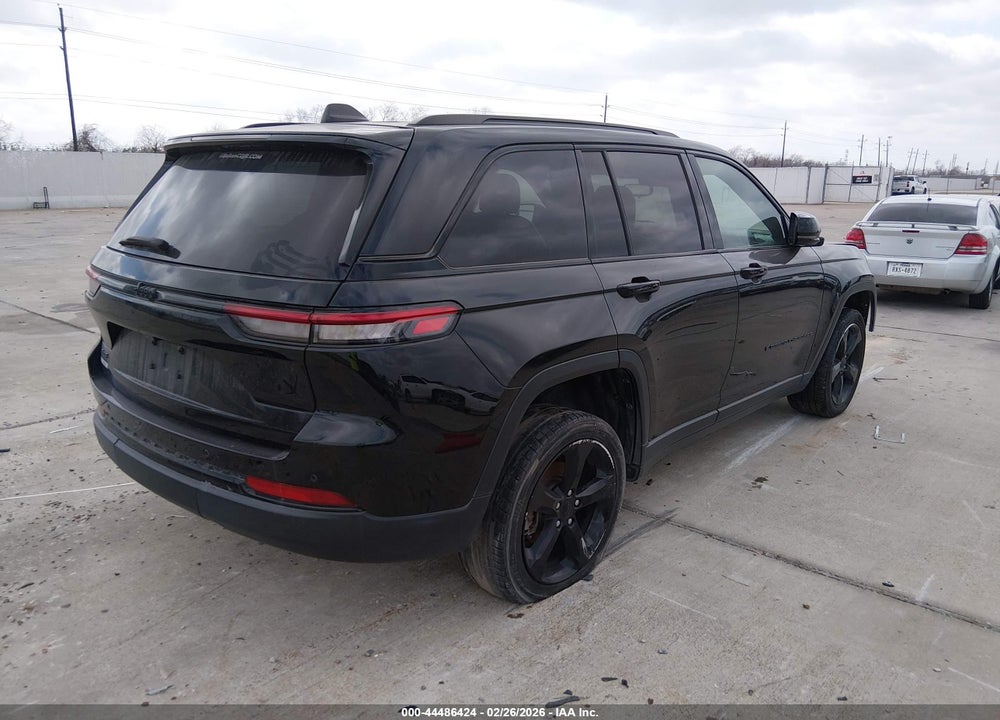 2022 JEEP GRAND CHEROKEE ALTITUDE 4X4 VIN: 1C4RJHAG0N8634996