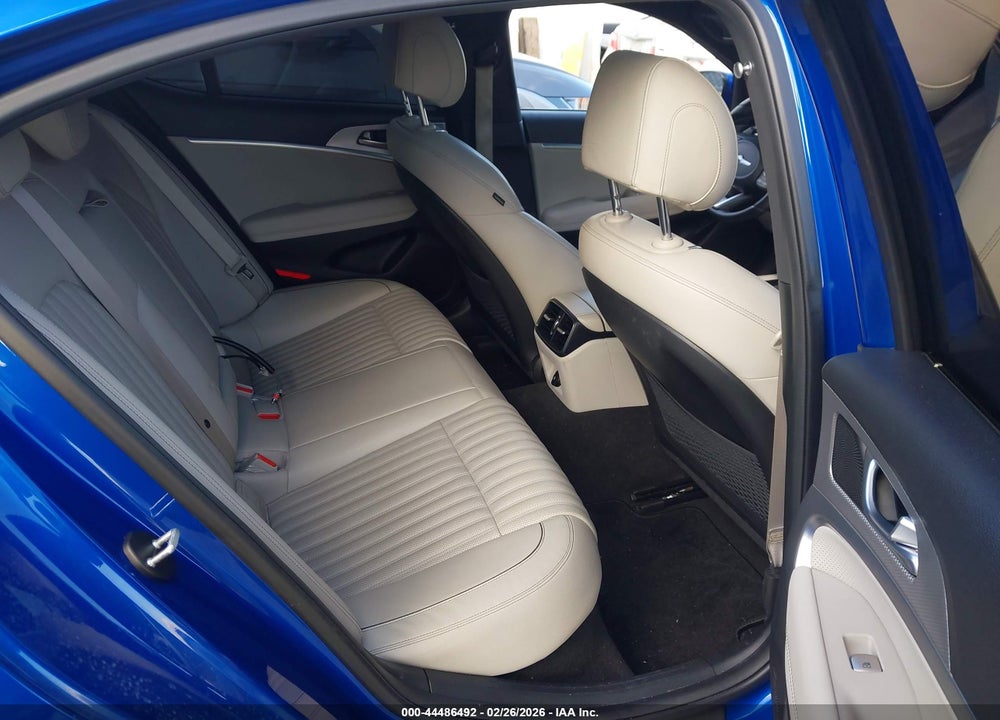 2022 GENESIS G70 2.0T AWD VIN: KMTG34TA9NU098724