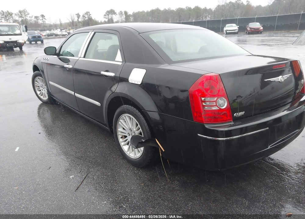 2010 CHRYSLER 300 TOURING VIN: 2C3CA4CD5AH123388