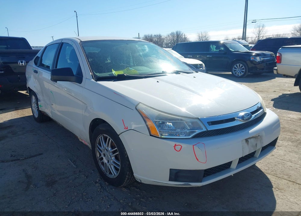 2010 FORD FOCUS SE VIN: 1FAHP3FN5AW211394