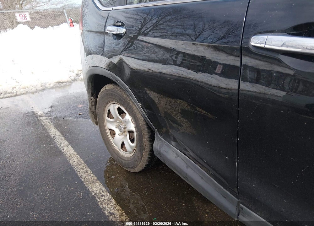 2014 HONDA CR-V LX VIN: 2HKRM4H33EH626363