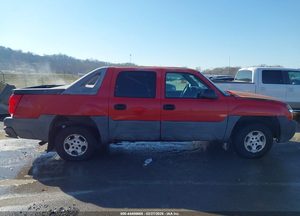2005 CHEVROLET AVALANCHE 1500 LS VIN: 3GNEC12Z55G230643