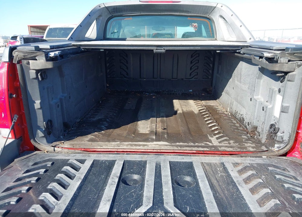 2005 CHEVROLET AVALANCHE 1500 LS VIN: 3GNEC12Z55G230643