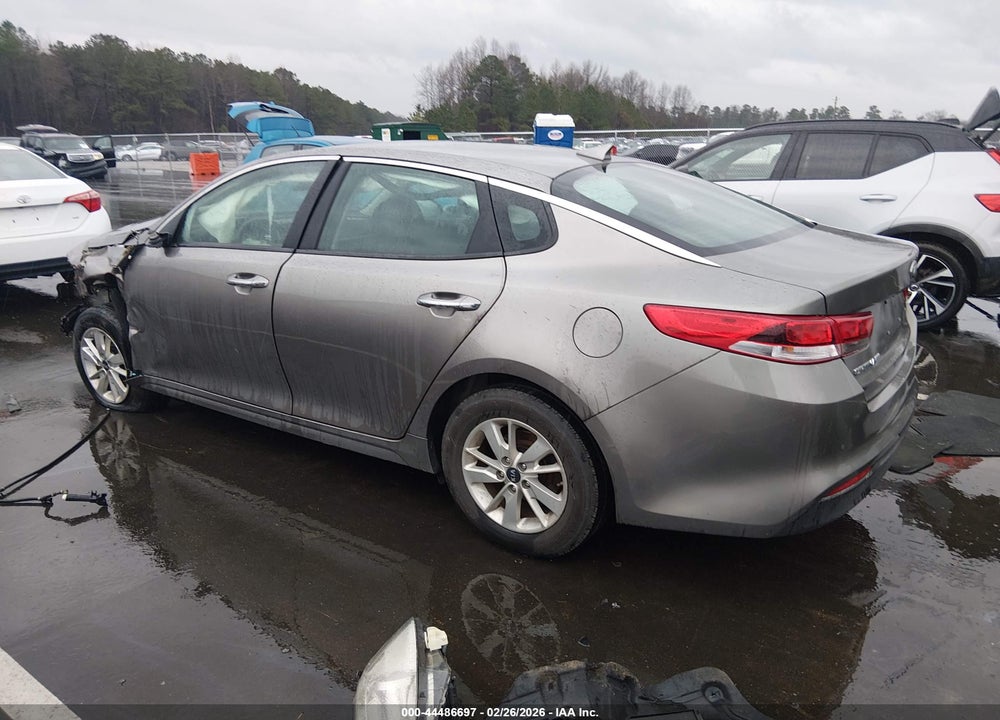 2018 KIA OPTIMA LX VIN: 5XXGT4L36JG216485