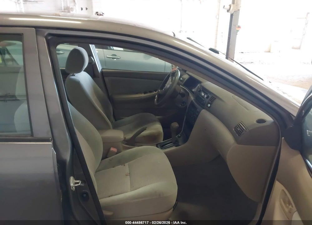 2005 TOYOTA COROLLA CE VIN: 2T1BR32E25C344032