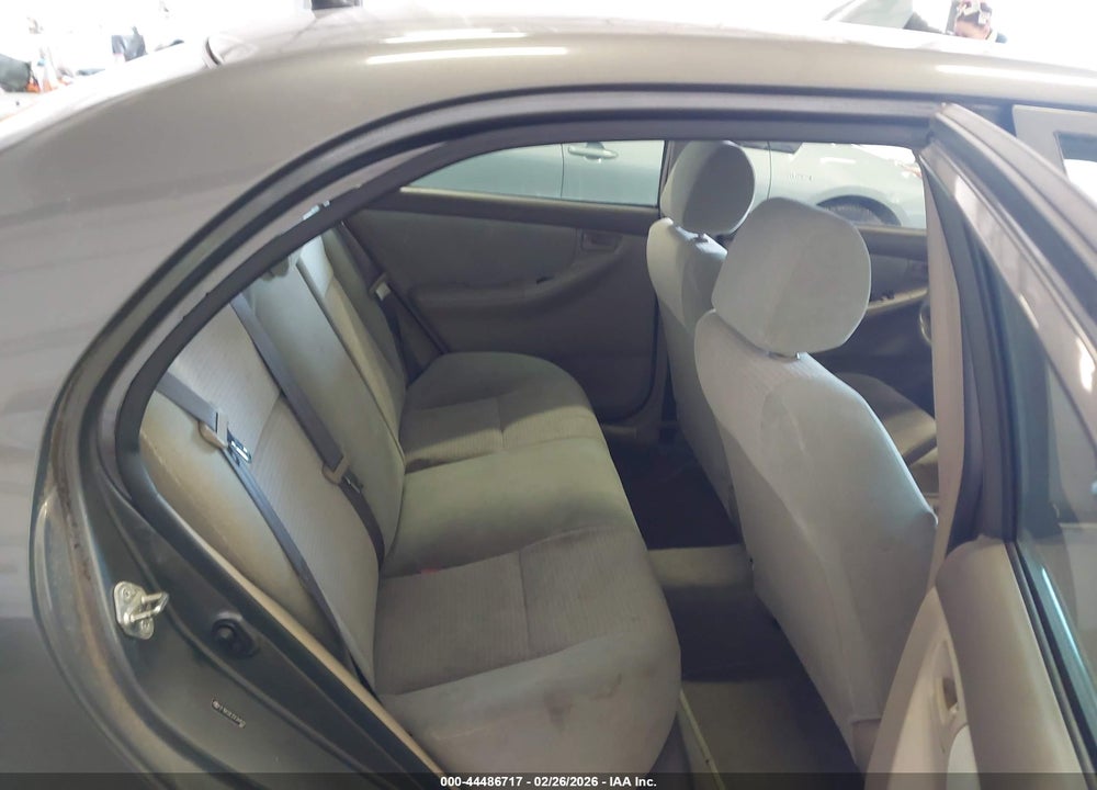 2005 TOYOTA COROLLA CE VIN: 2T1BR32E25C344032