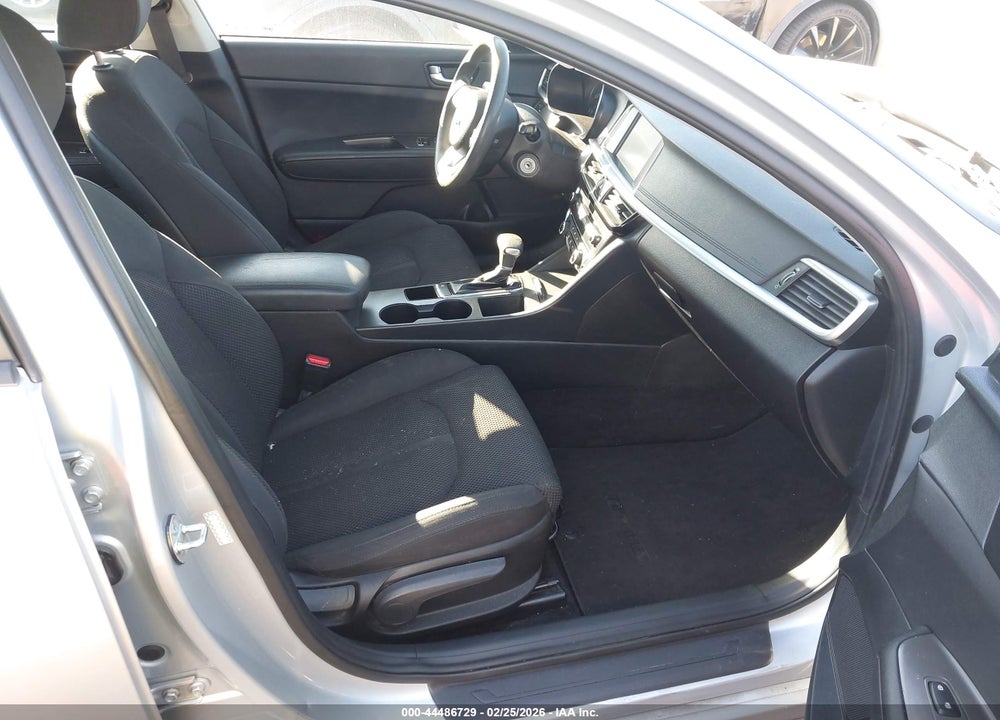2020 KIA OPTIMA LX VIN: 5XXGT4L32LG437116