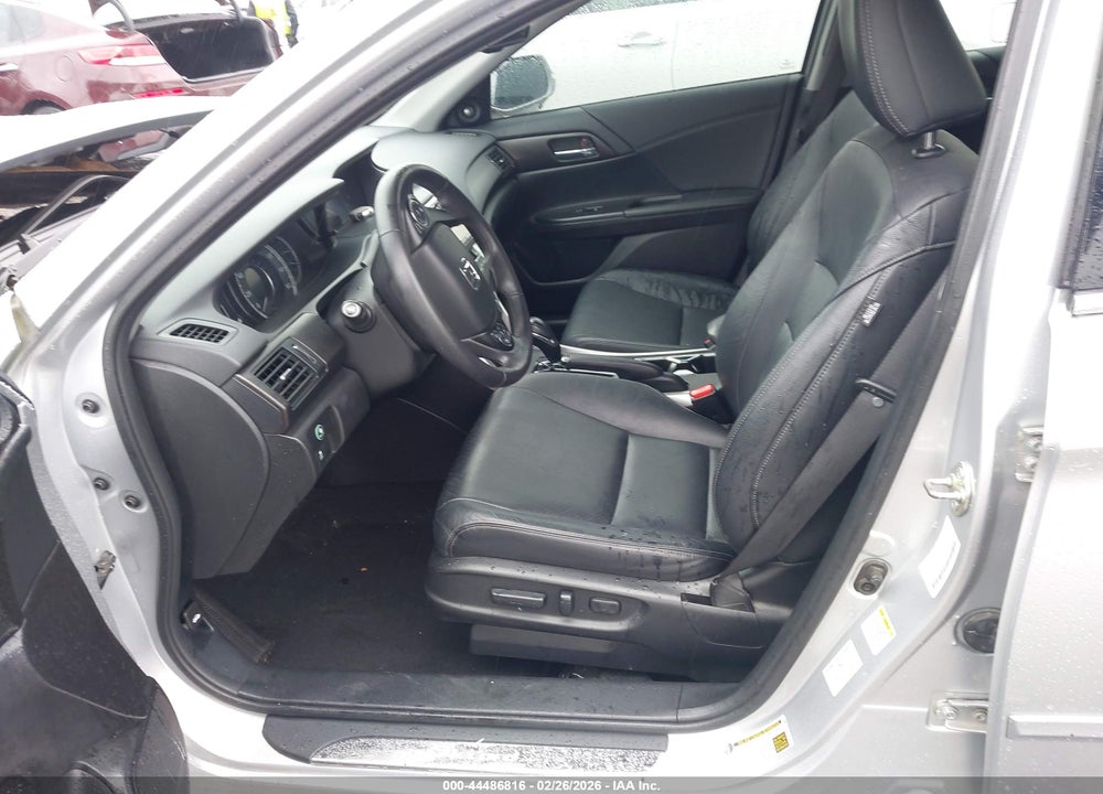 2015 HONDA ACCORD EX-L V-6 VIN: 1HGCR3F89FA007437